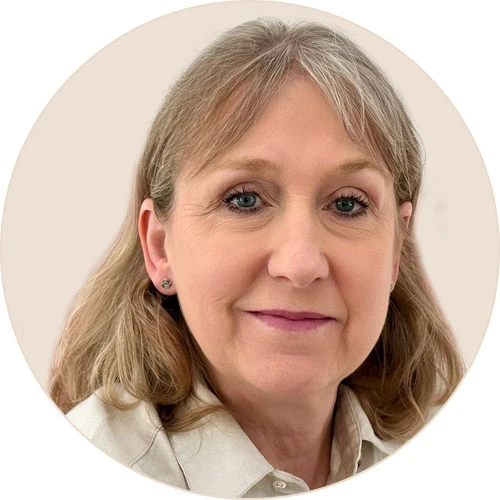 Dr. Linda Kelly, Co-Chair