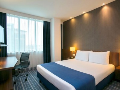 Holiday Inn Express Amsterdam South room