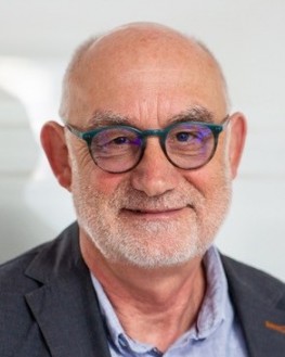Prof. Dr. Manfred Gerlach Manfred Gerlach